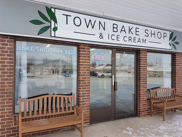 Town Bake Shop & Ice Cream