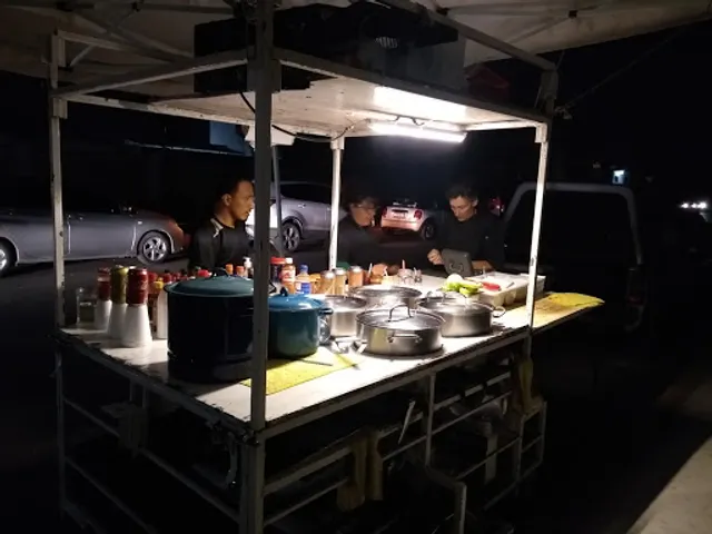 Vamos al Grano Cancún / Esquites con Tuétano y Elotes