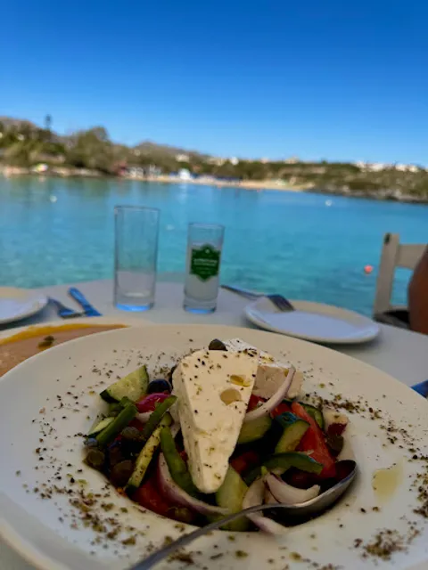 Traditional Greek Taverna Thanasis