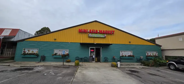 Mini asian market and Elephant tea