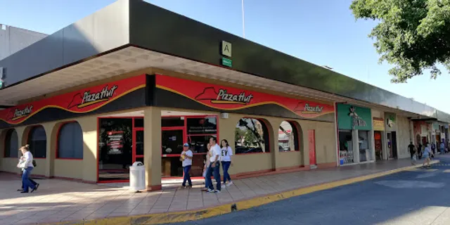 Pizza Hut Plaza del Sol