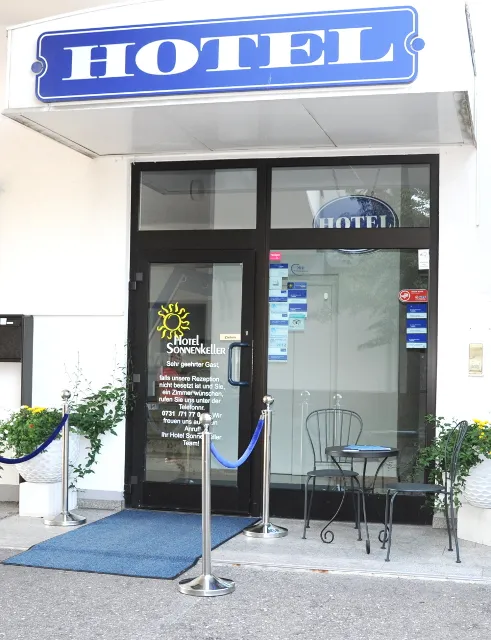 Hotel Sonnenkeller, Pfuhl