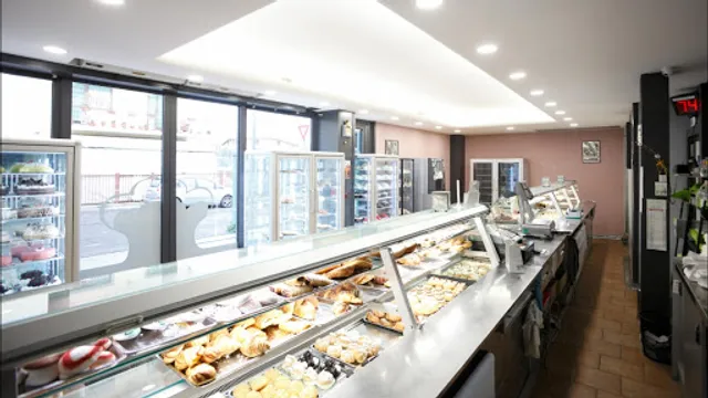 La Pasticceria - "Il Pescatore"