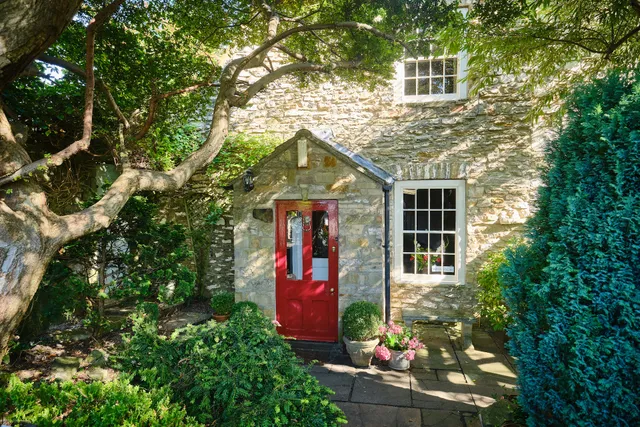 Nuns Cottage Bed & Breakfast