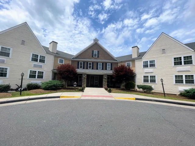 Shenandoah Crossing Cabins & RV Resort