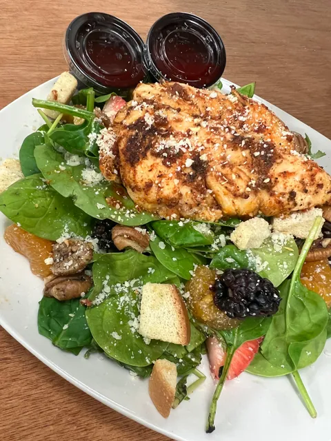 ALICYN'S BAR & GRILL