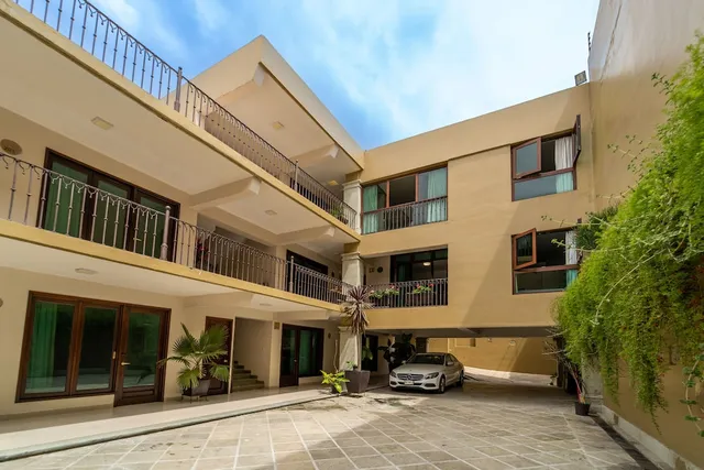 Casa de Las Flores Hotel