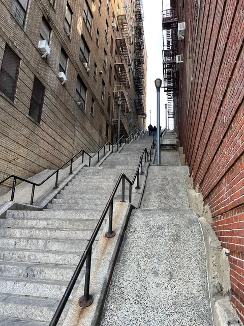 Shakespeare Steps