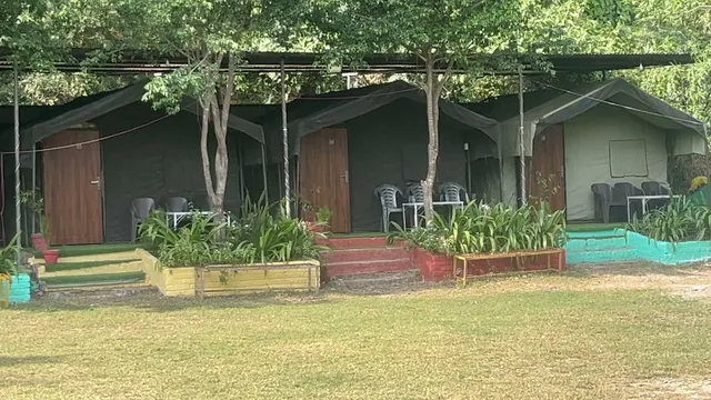 Palm Resort Shivpuri