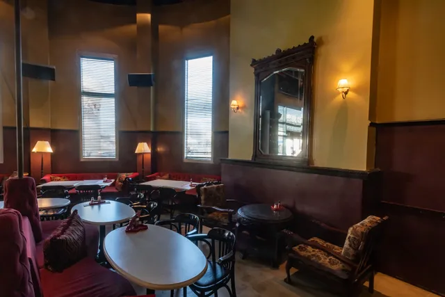 אגאדיר בורגר נמל תל אביב