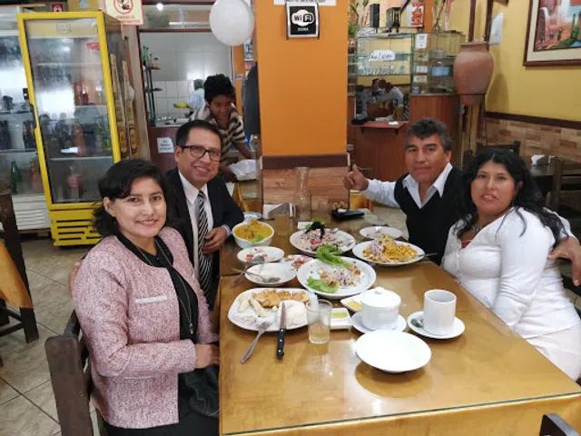 Restaurant-Cevichería Karloncho Trujillo