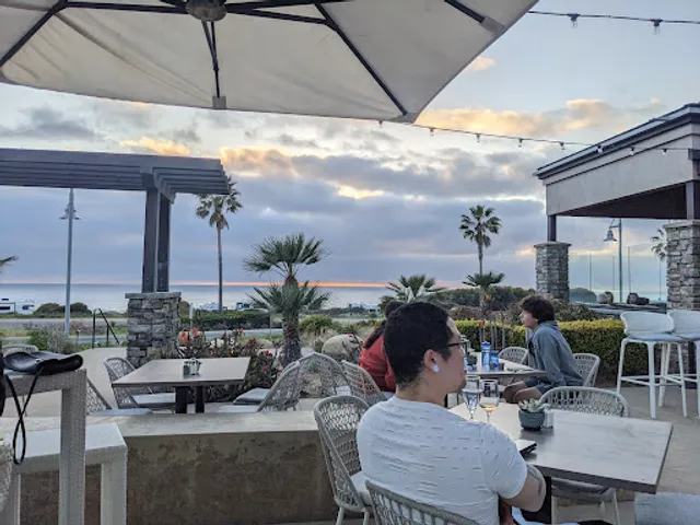 Chandler's Oceanfront Dining