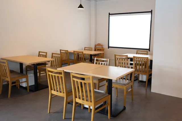 ビュッフェ＆ダイニング Right（ライト）