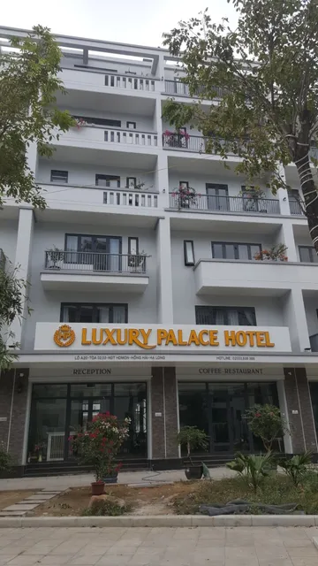 Luxury Palace Hotel