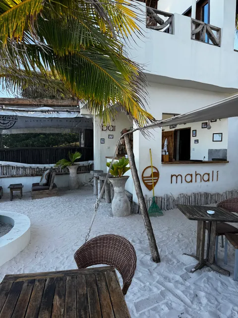 Mahali Beachbar