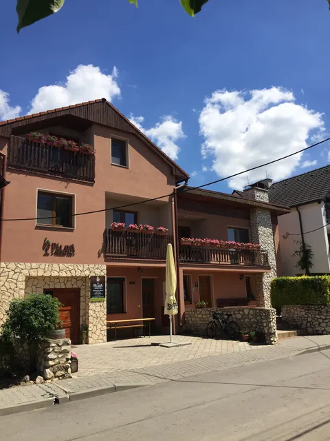 Vinařský dům Pálava Strachotín