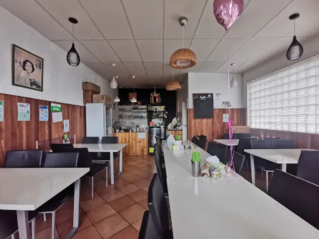 Sabb Der Thai and Esan Food