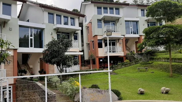Hotel Villa Naisha Lembang
