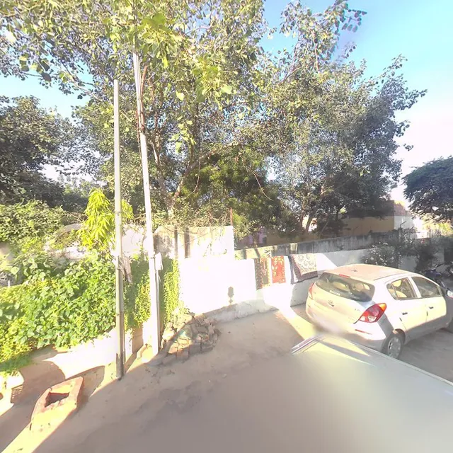 OYO 81365 MG Residency