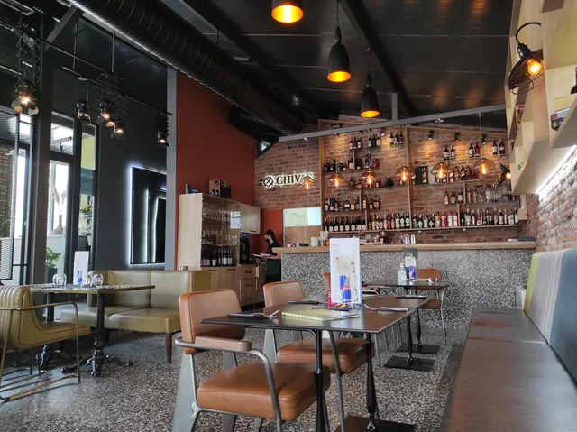 Tribeca Restaurant & Bar