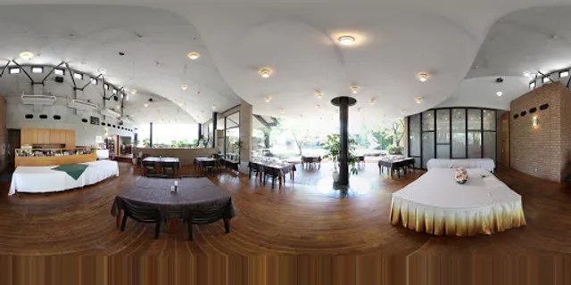 チャペル＆レストラン・カナ