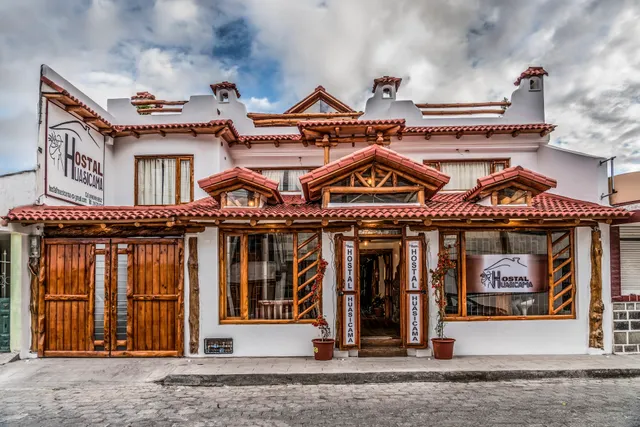Hotel Maderanegra by Huasicama
