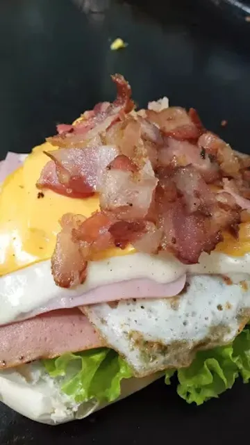 Universitário Lanches