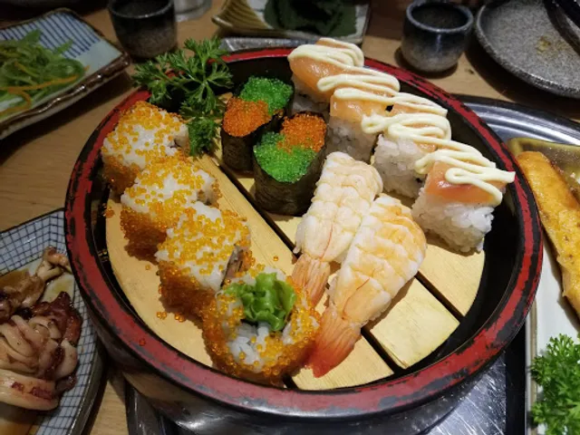 iSushi Restaurant Thái Hà