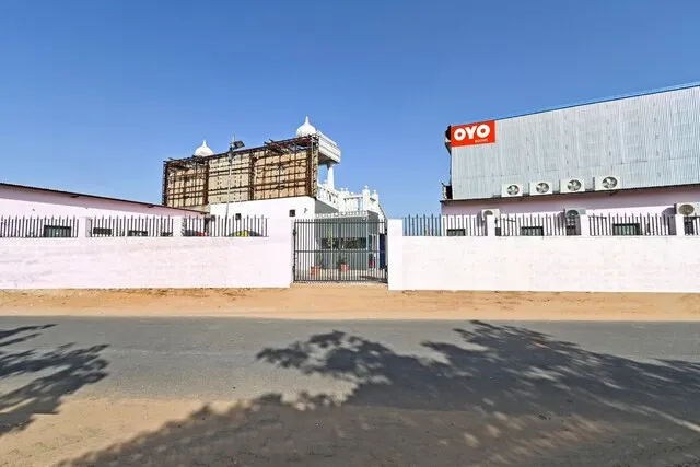 Hotel O Manuhar Guest House