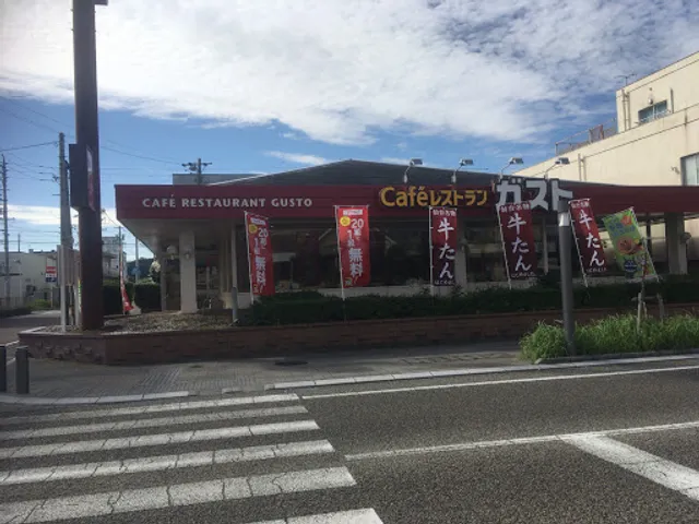 ガスト 各務原店