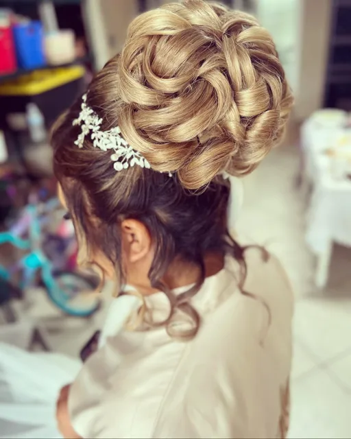 Nely's Beauty Salon & Barbershop