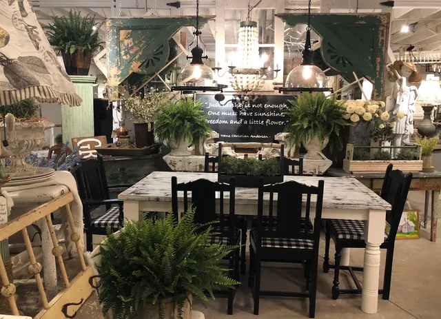 Butter Beans Antiques at The Butter Barn