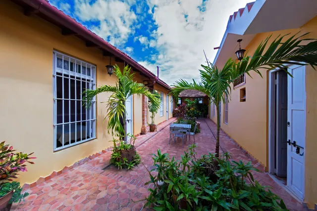 Hostal Flor de Pascua