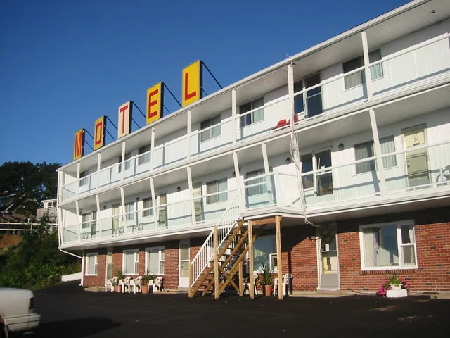 Hillside Motel