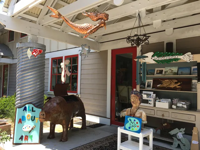 All About Art Gallery