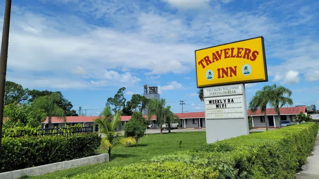 Travelers Inn