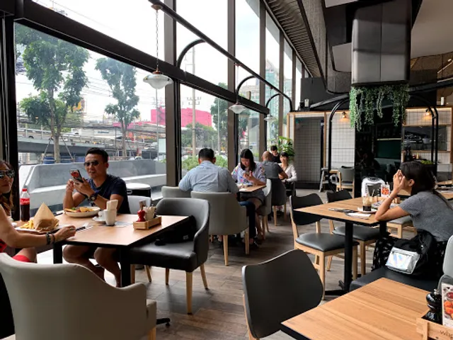 THE COFFEE CLUB - Singha Complex