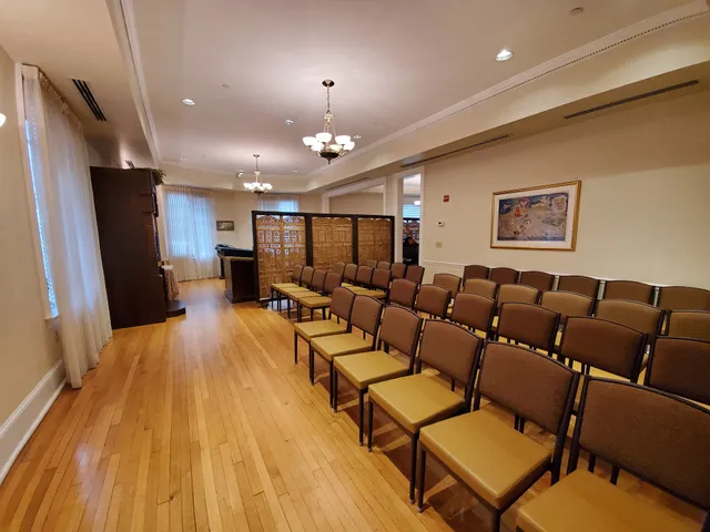 TheSHUL of the Nation's Capital (Chabad Washington DC)