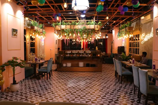 Sardari Lounge Cafe And Restaurant Party Hall