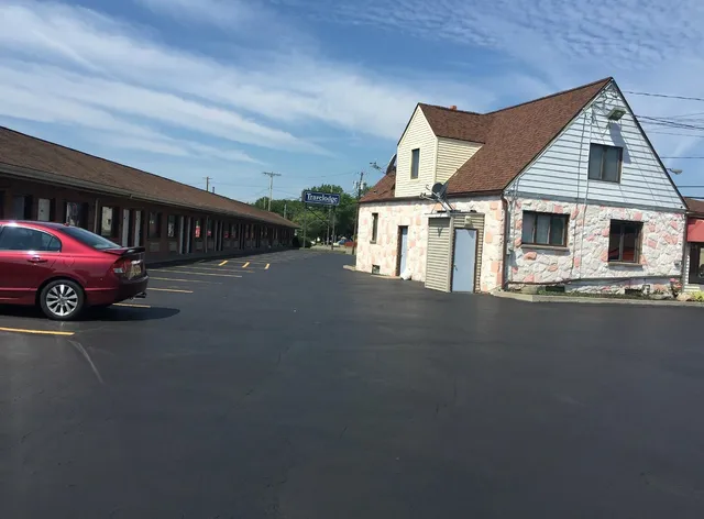 Travelodge by Wyndham Niagara Falls