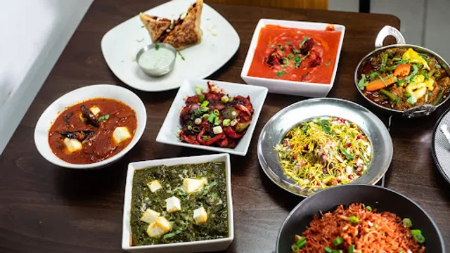 Delhi Chaat N Cafe - Indian Restaurant in Salford