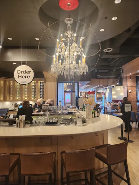 The Social Kitchen & Libations (Macy's Ridgedale)