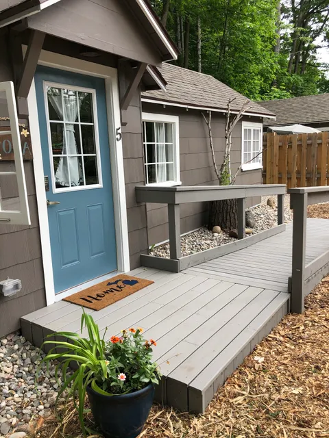 Paradise Pines Resort