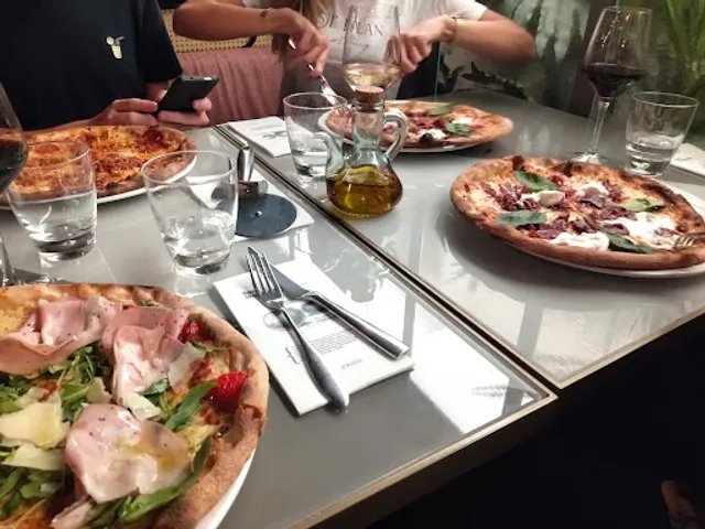 Oven Mozzarella Gran Via 55 | Restaurante Italiano Madrid