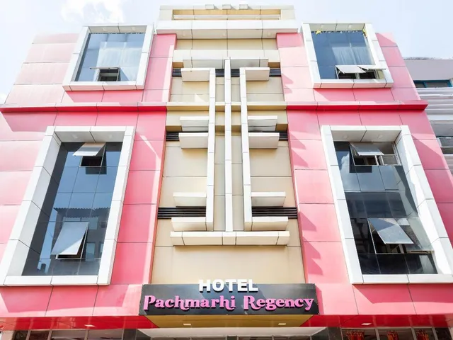 Hotel Pachmarhi Regency