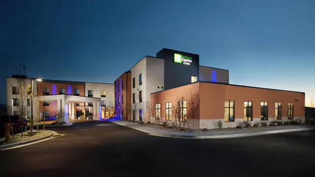 Holiday Inn Express & Suites Pocatello by IHG