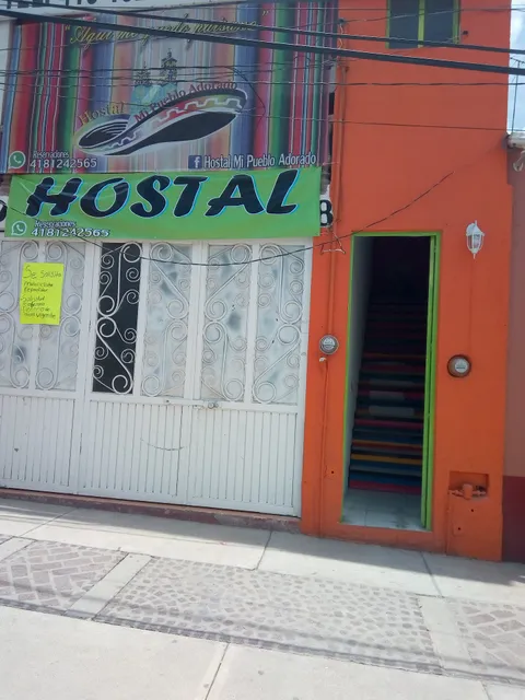 Hostal Mi pueblo Adorado "Aquí me quedo paisano"