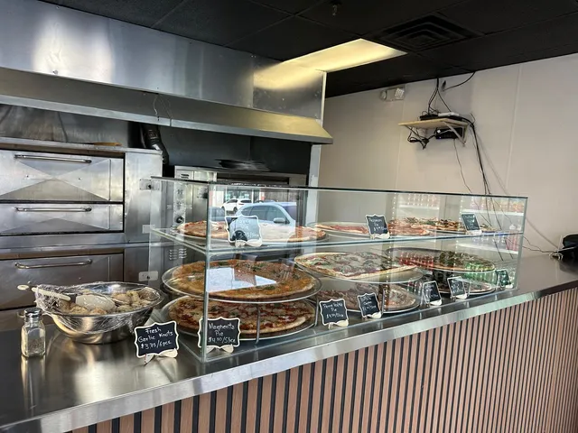 Tita's Pizzeria & Restaurant