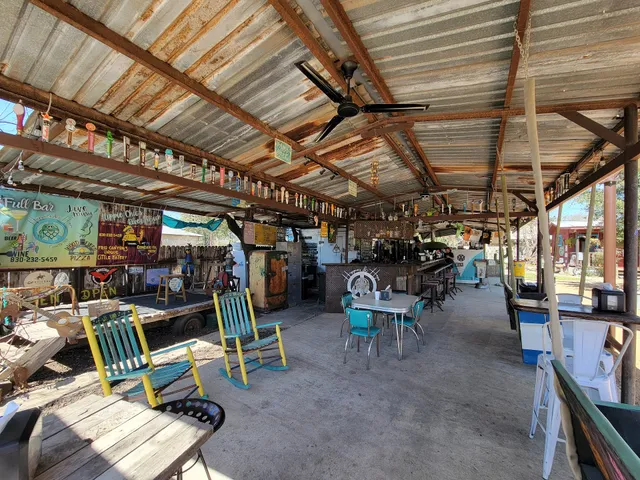 Hippie Chic’s River Shack LLC