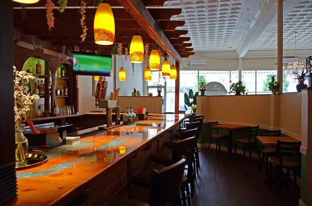 Pacos Restaurant & lounge